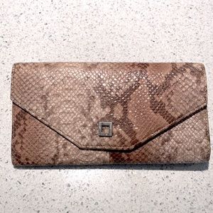 LODIS flap wallet